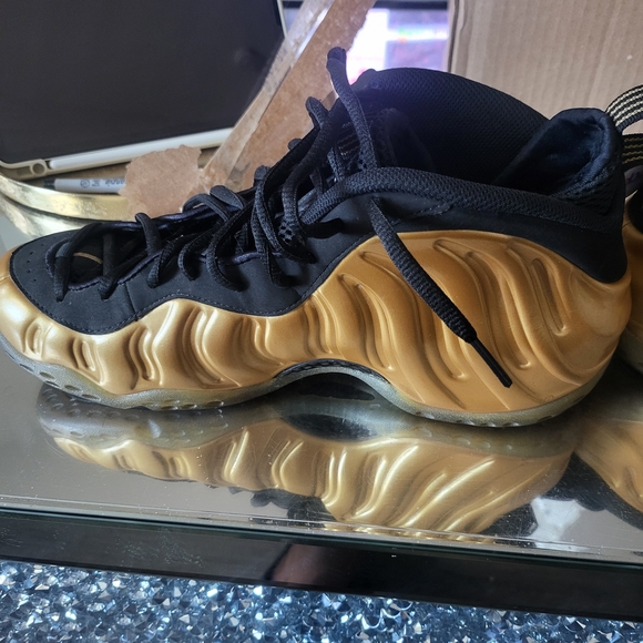 Nike Air Foamposite Pro Metallic Gold Men's Size 12 - Picture 3 of 9